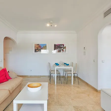 Apartamento Marina Bay-1 By Interhome