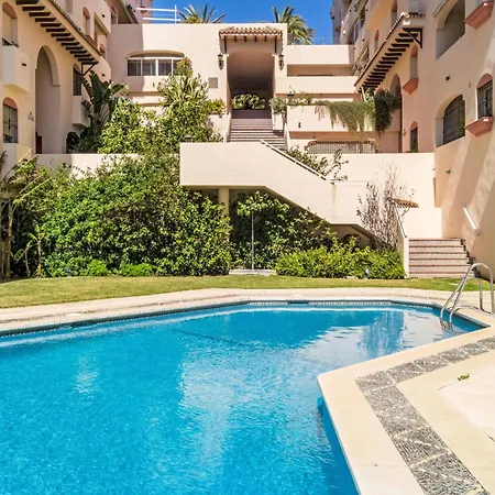 Apartment Marina Bay-1 By Interhome